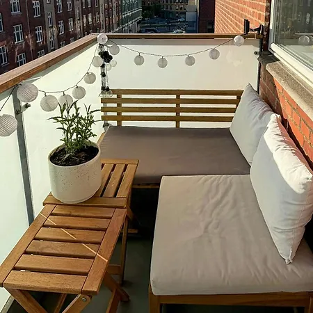 With Sunny Balconies In Vesterbro Köpenhamn