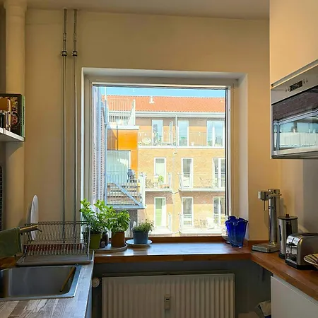 With Sunny Balconies In Vesterbro * Köpenhamn